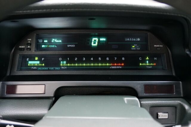 1985 Toyota Cressida 83K MILES SUPER CLEAN - photo 4