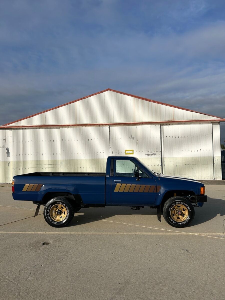 1985 Toyota Pickup - photo 11