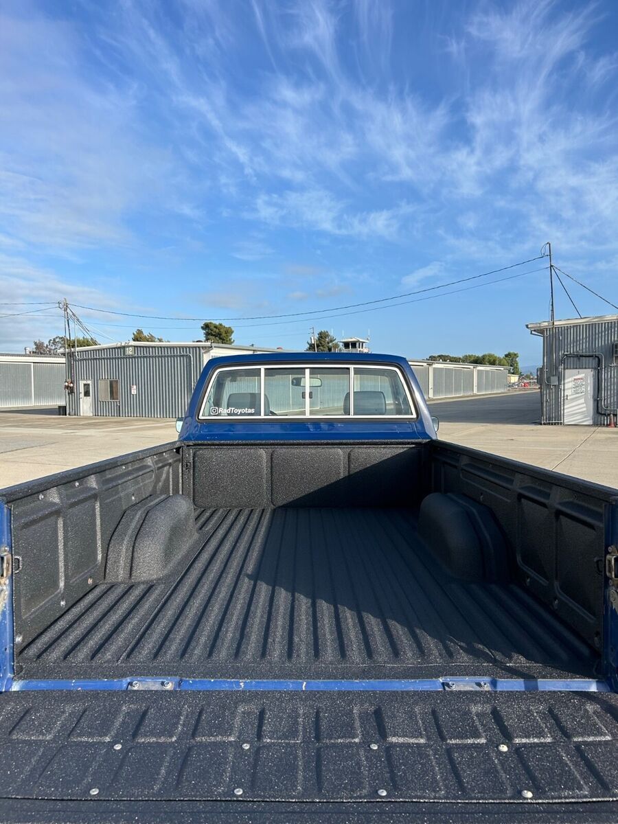 1985 Toyota Pickup - photo 13