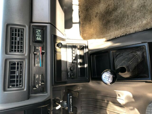 1985 Toyota Tacoma - photo 12