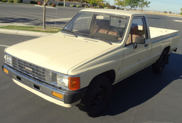 1985 Toyota Other Hilux Pickup - photo 10