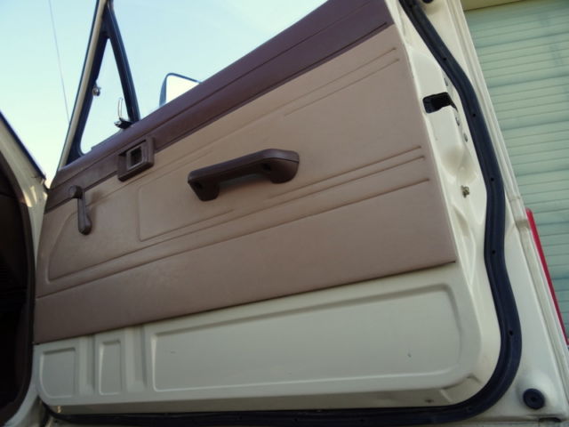 1985 Toyota Other Hilux Pickup - photo 12