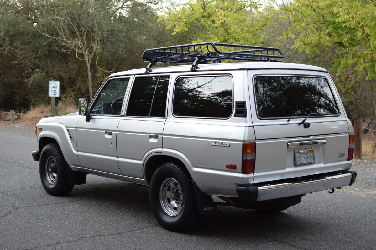 1985 Toyota Land Cruiser FJ60 - photo 4