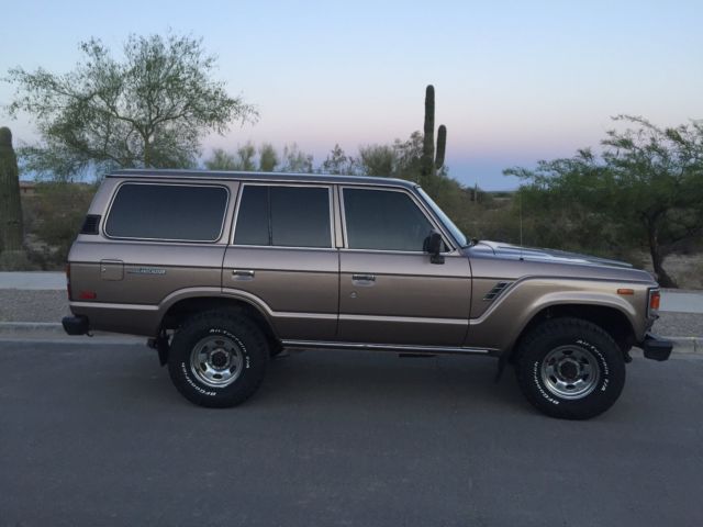 1985 Toyota Land Cruiser - photo 2