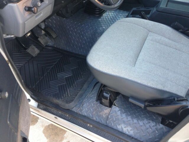 1985 Toyota Land Cruiser NOW $15,500.00  WAS $17,500.00 - photo 3