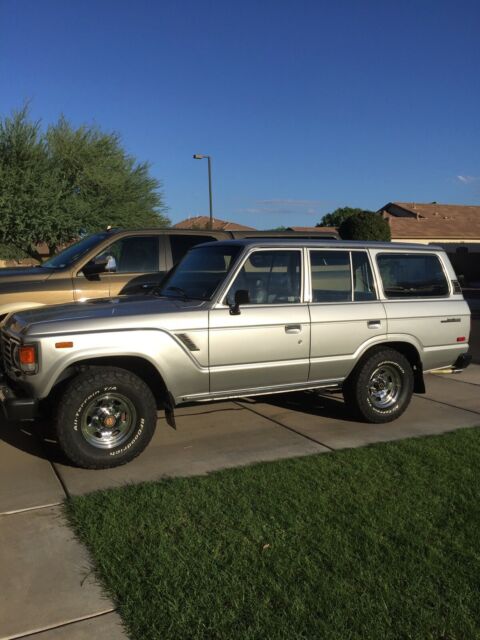 1985 Toyota Land Cruiser FJ60 — Restored and Stock 1985 Toyota Land Cruiser Fj60