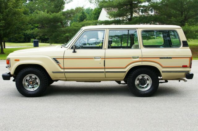 1985 Toyota Land Cruiser FJ60 South Carolina Truck SOLID 4X4 2F FJ VINYL STRIPES 1985 Toyota Land Cruiser