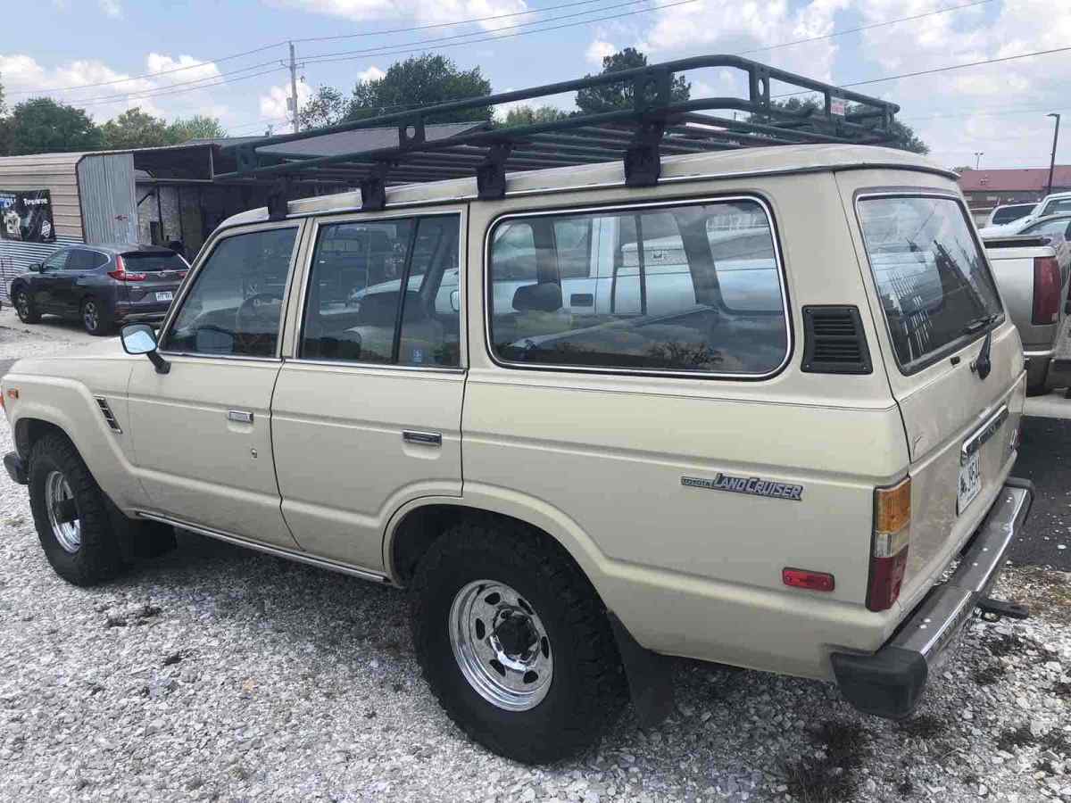 1985 Toyota Land Cruiser FJ60 - photo 5