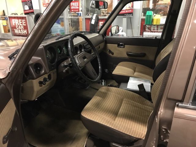 1985 Toyota Land Cruiser FJ60 - photo 6