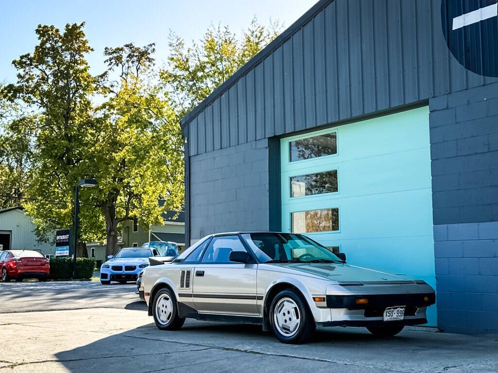 1985 Toyota MR2 Base 2dr Coupe - photo 11