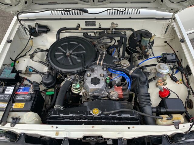 1985 Toyota Pickup DLX Xtra Cab 22r Low Miles 1-Owner Excellent Condition - photo 13