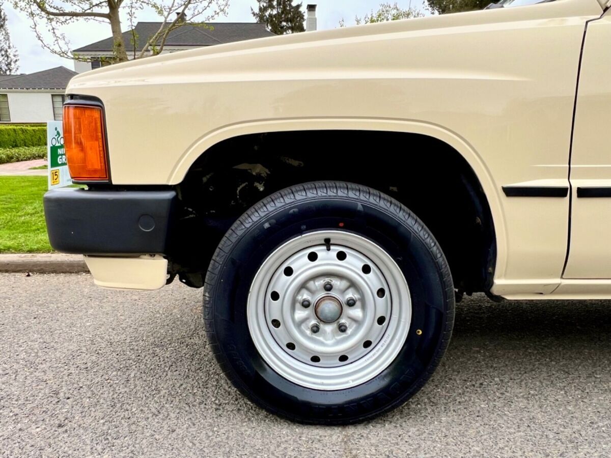 1985 Toyota Other - photo 9