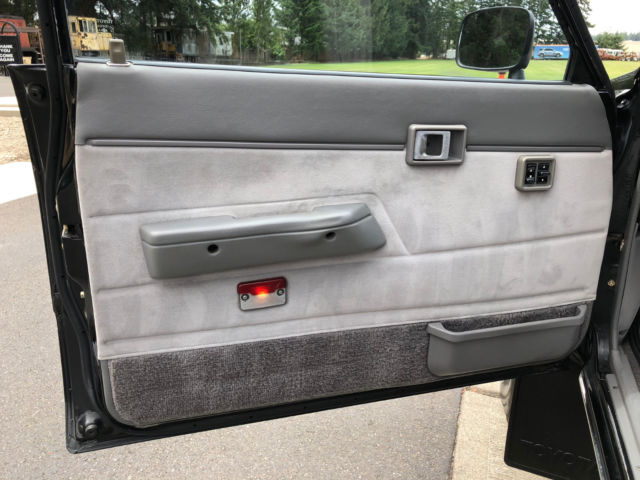 1985 Toyota Pickup SR5 - photo 12