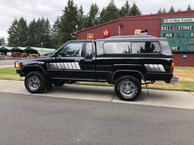 1985 Toyota Pickup SR5 - photo 3