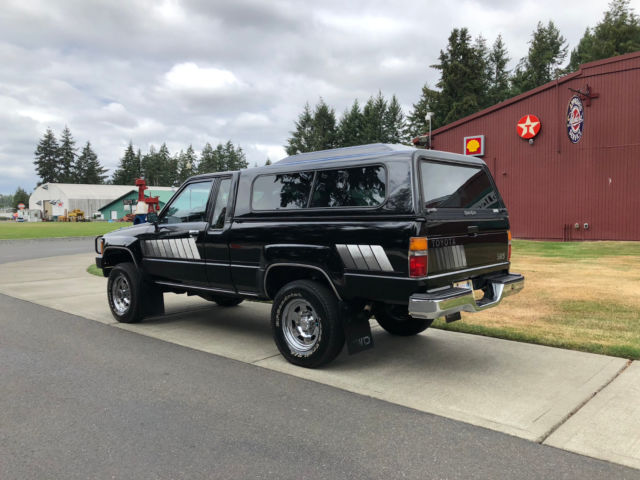 1985 Toyota Pickup SR5 - photo 4