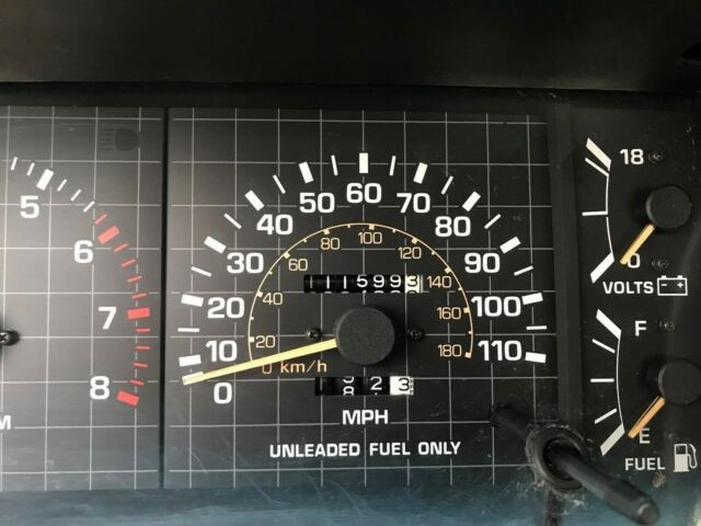 1985 Toyota Tacoma Deluxe - photo 11
