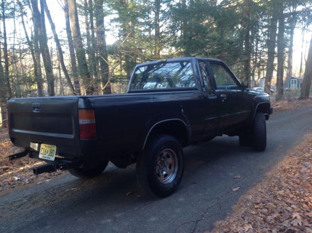 1985 Toyota Pickup SR5 - photo 5