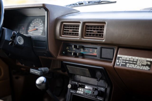 1985 Toyota Pickup RN60 - photo 13