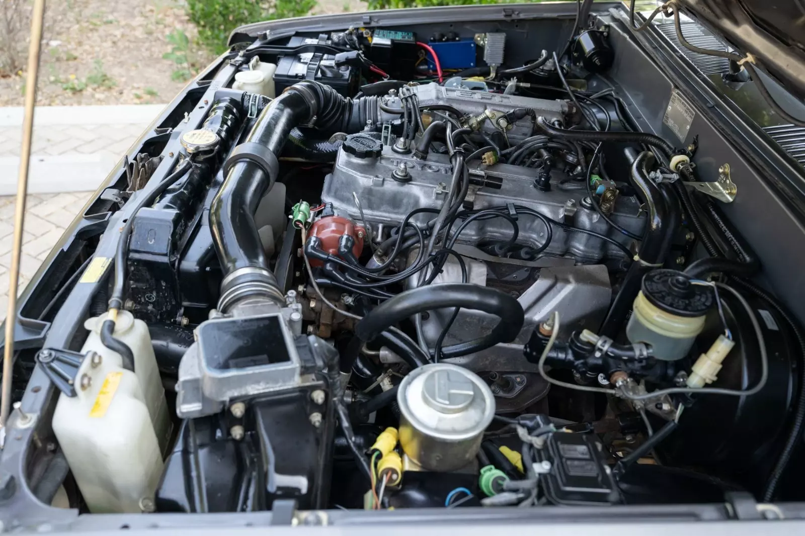 1985 Toyota Pickup Truck 22RE 4X4 Long Bed - photo 13