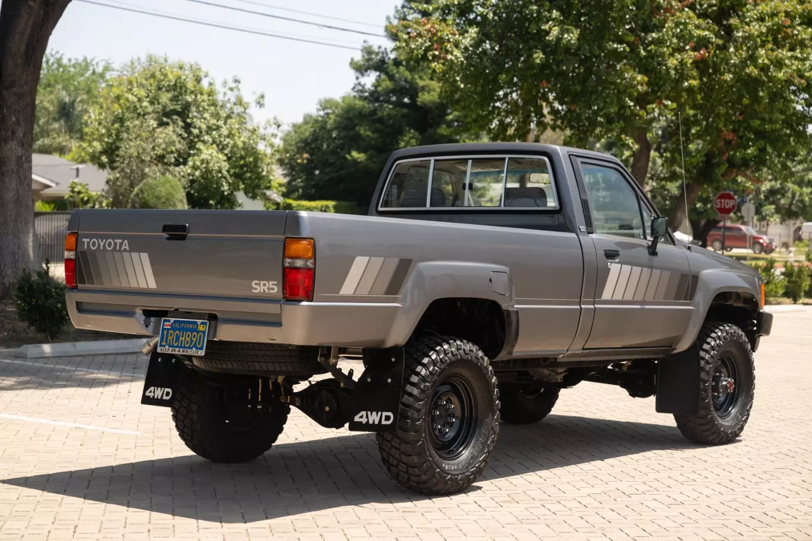 1985 Toyota Pickup Truck 22RE 4X4 Long Bed - photo 5
