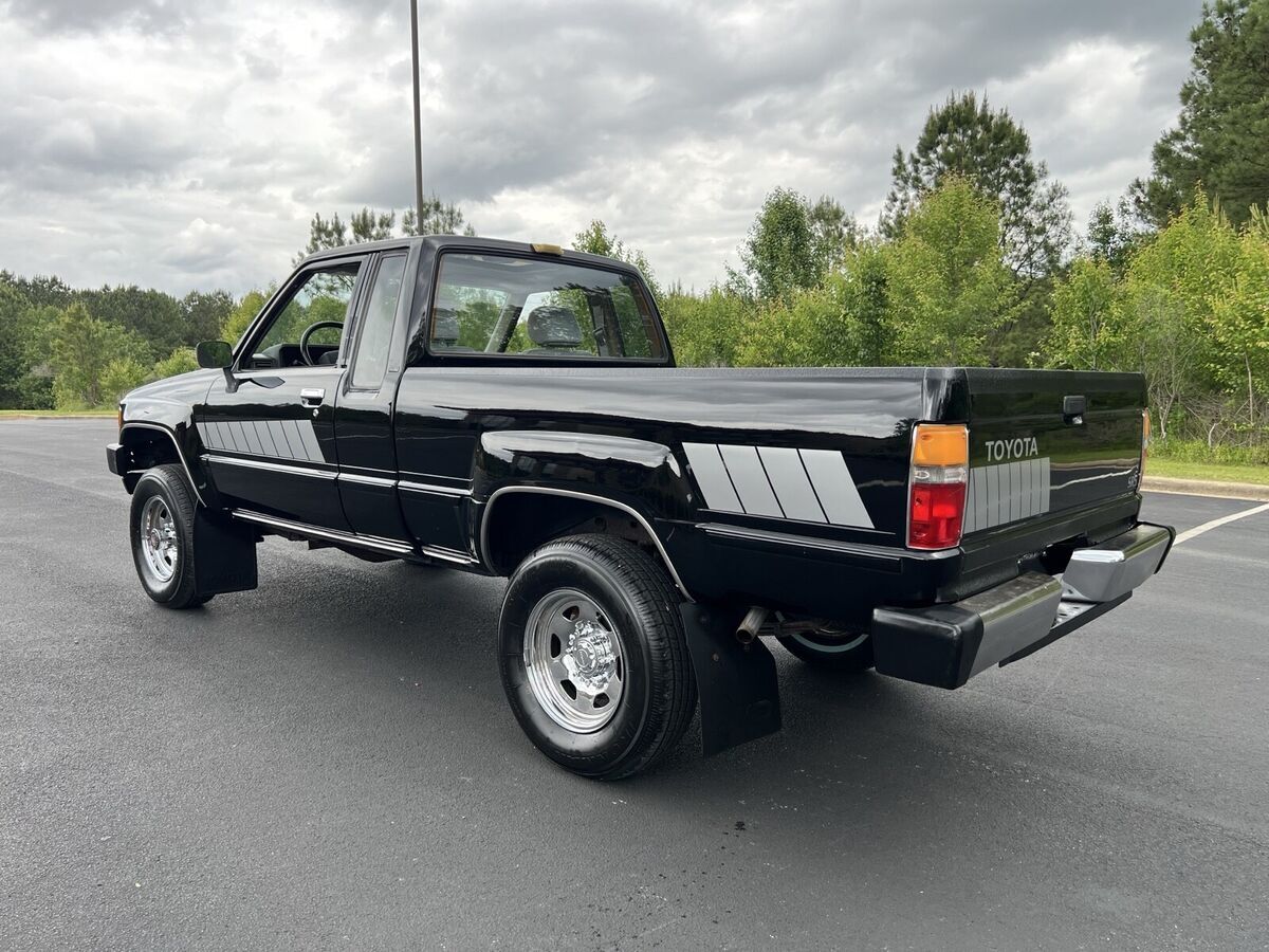 1985 Toyota Pickup XTRACAB RN66 SR5 - photo 4