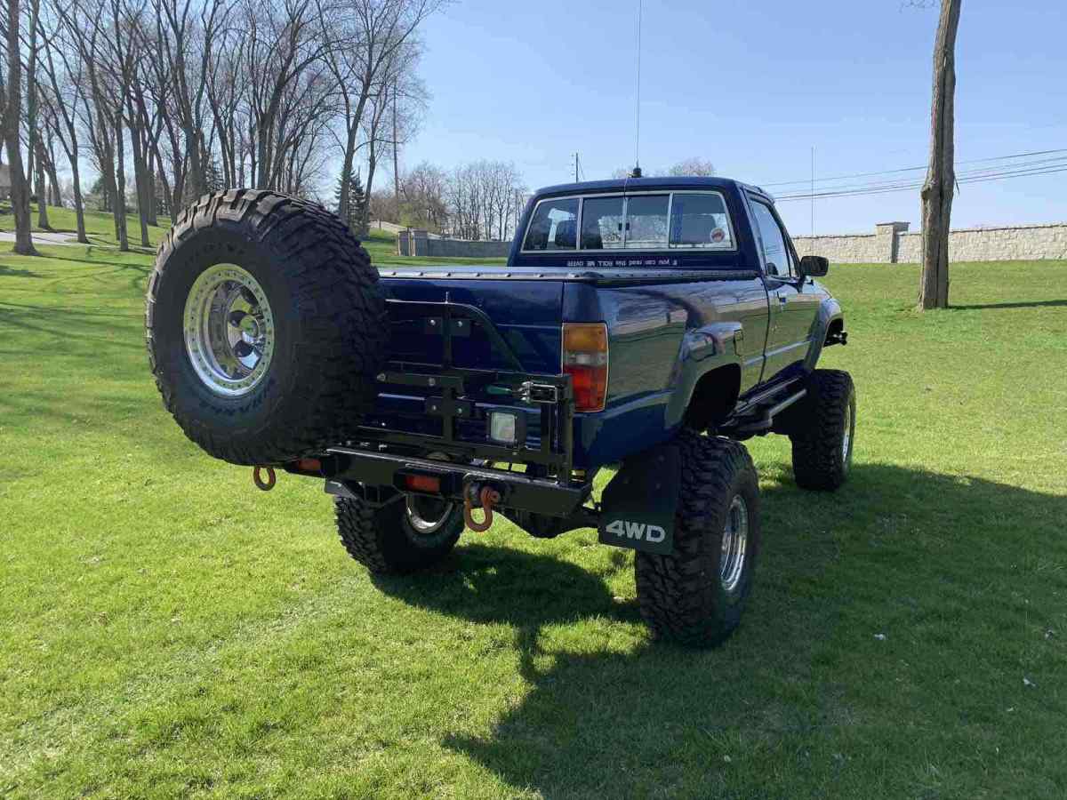 1985 Toyota Pickup RN60 SR5