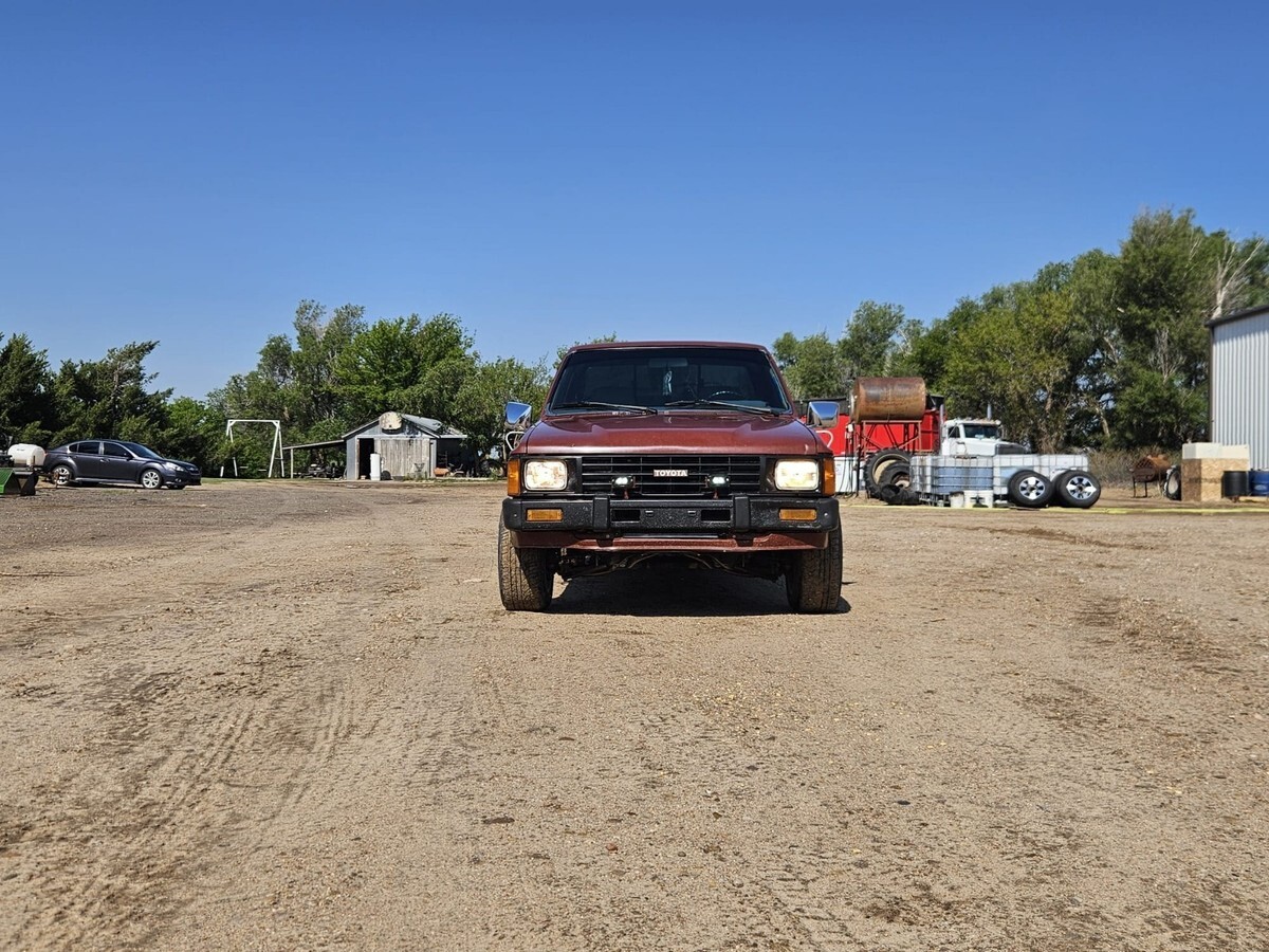 1985 Toyota Pickup 1 TON LONG BED RN55 - photo 4