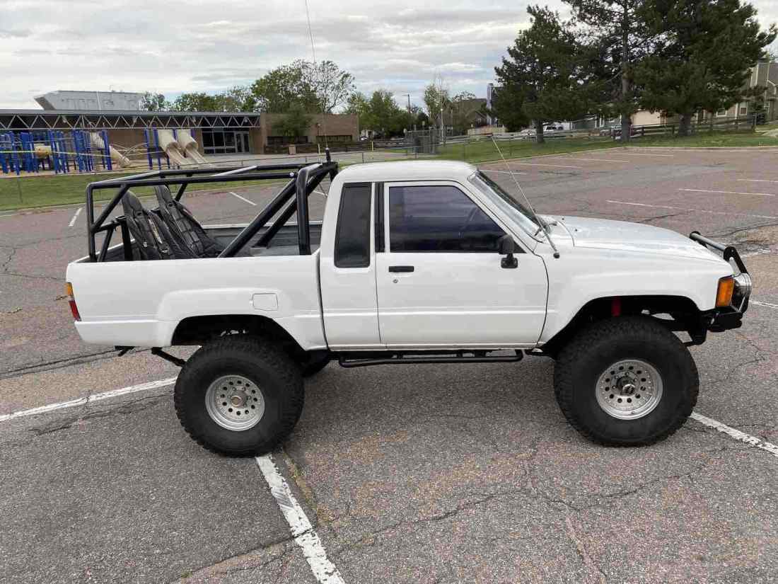 1985 Toyota Pickup RN60 SR5 - photo 13