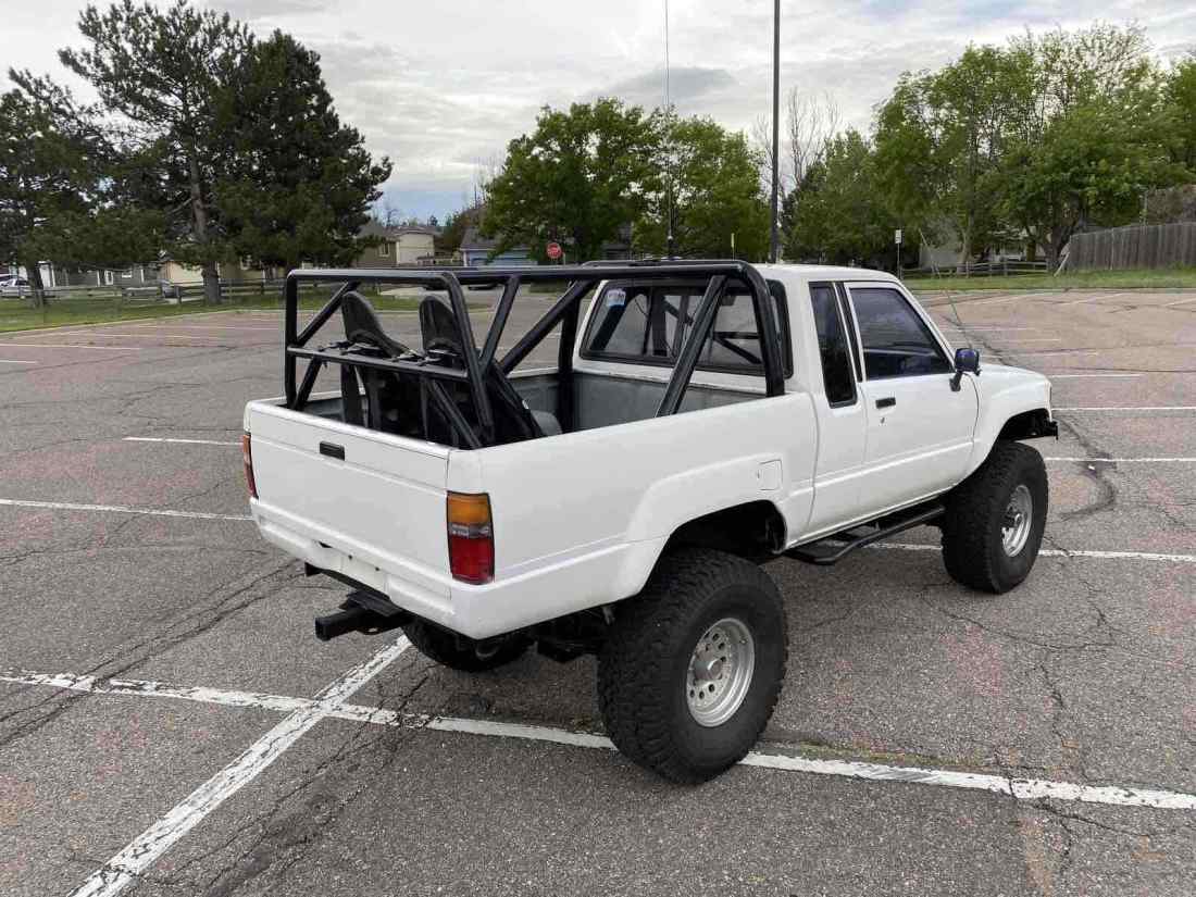 1985 Toyota Pickup RN60 SR5 - photo 4