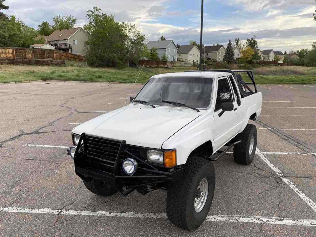 1985 Toyota Pickup RN60 SR5 - photo 9