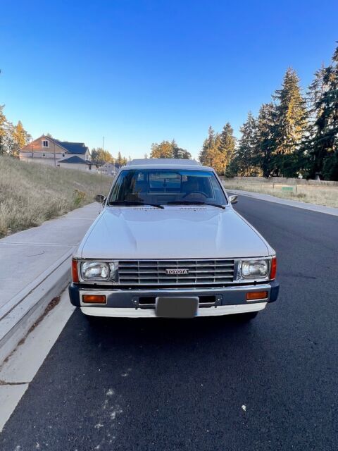 1985 Toyota Pickup XTRACAB RN56 DLX - photo 3