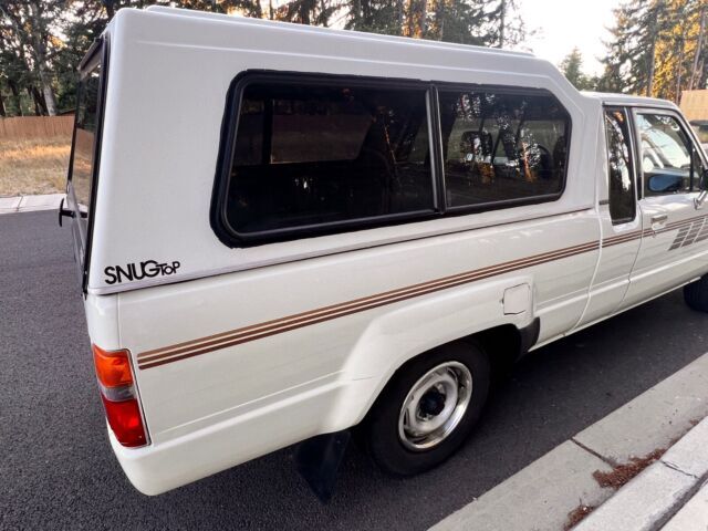 1985 Toyota Pickup XTRACAB RN56 DLX - photo 5