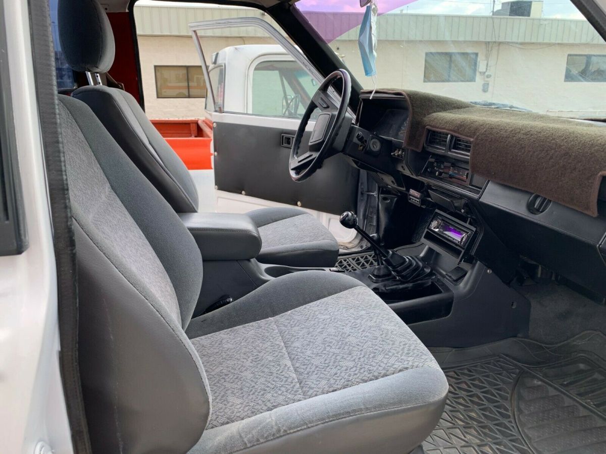 1985 Toyota Pickup RN60 - photo 8