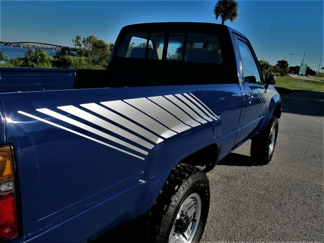 1985 Toyota Pickup - photo 7
