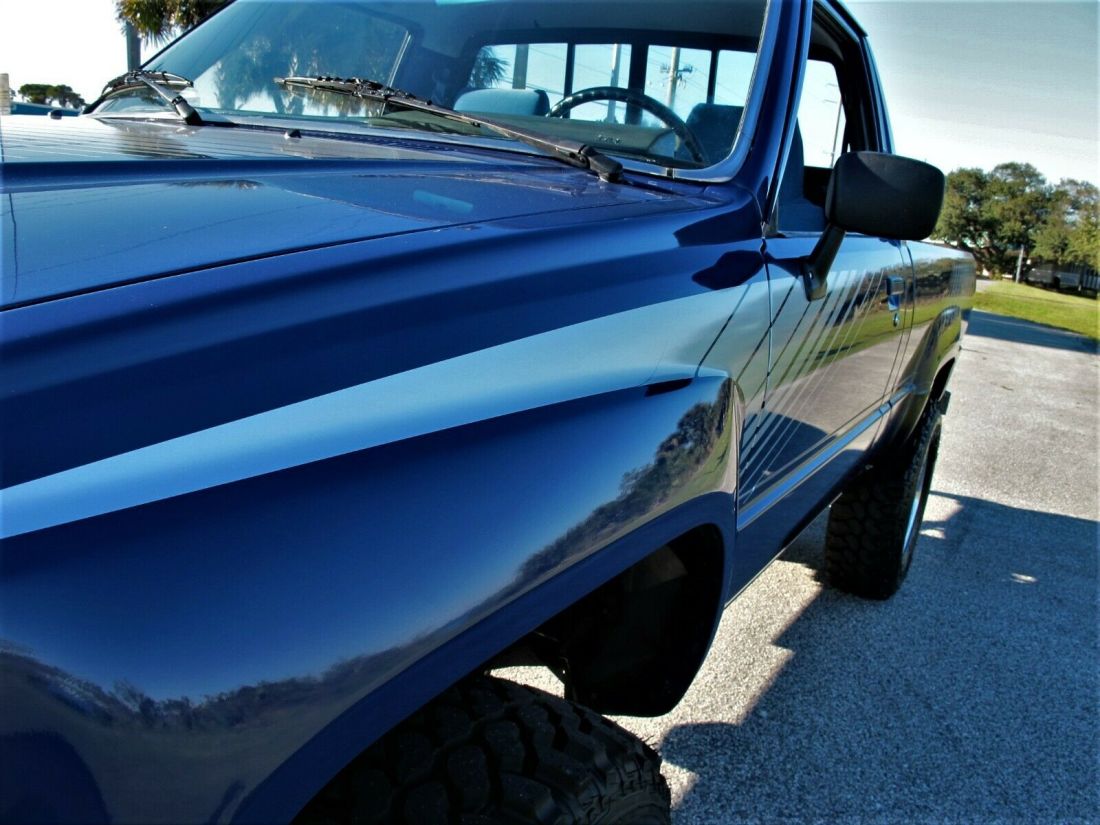 1985 Toyota Pickup - photo 9