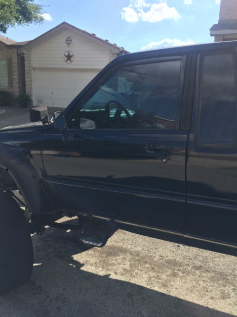 1985 Toyota Tacoma extra cab - photo 4