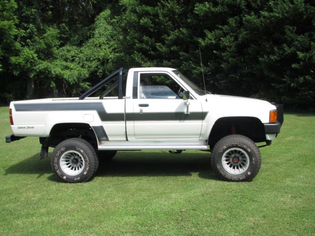 1985 TOYOTA PICKUP TRUCK GREAT CONDITION 1985 Toyota PICKUP
