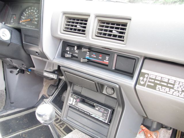 1985 Toyota PICKUP - photo 8