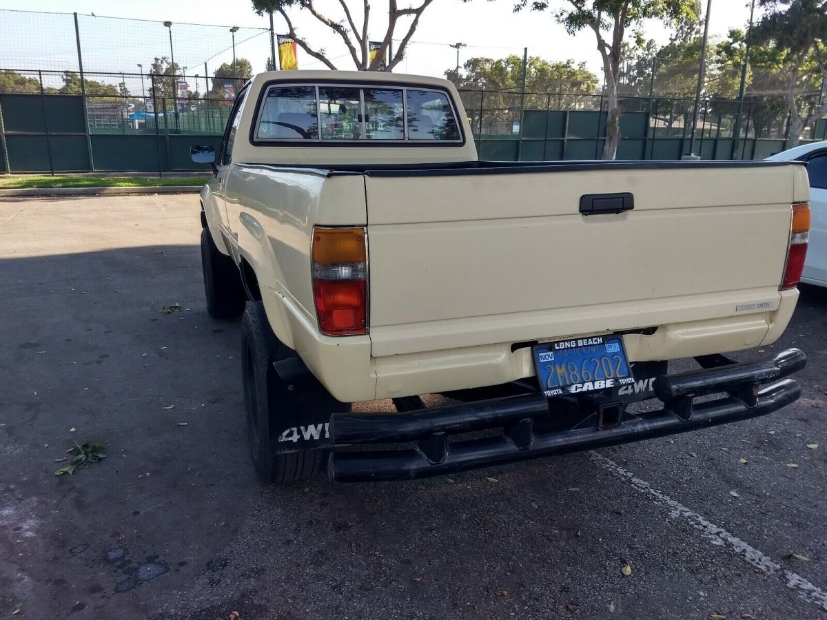 1985 Toyota Pickup RN65 SR5 - photo 3