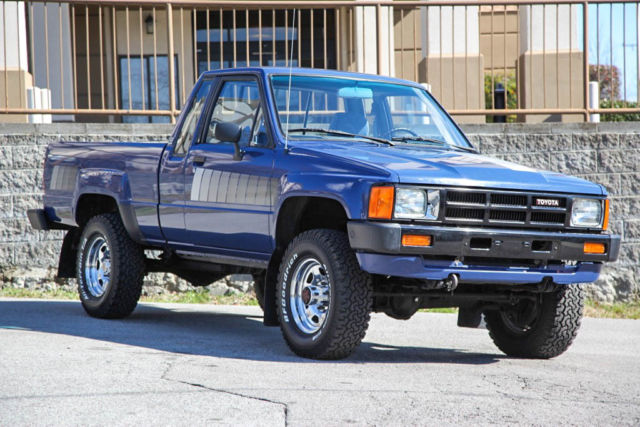 1985 Toyota Pickup XtraCab SR5 4x4 5-Speed 30,565 mi 1-Owner ORIGINAL SURVIVOR!! 1985 Toyota Other Pickup SR5 4x4 Xtra Cab