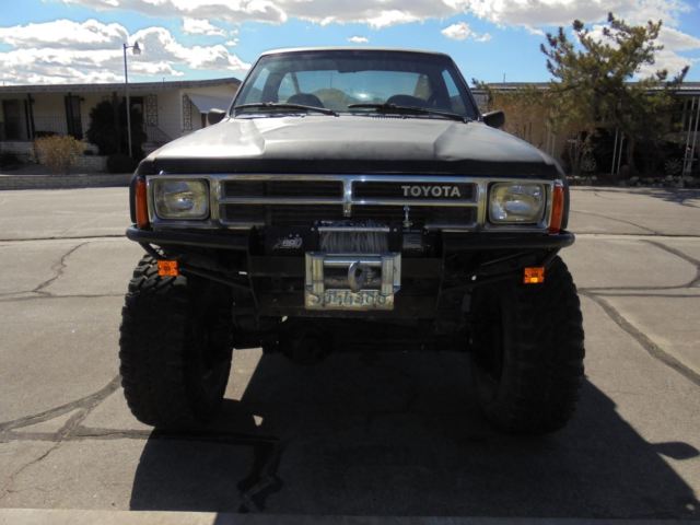 1985 Toyota Pickup 4x4 SR5 - photo 4
