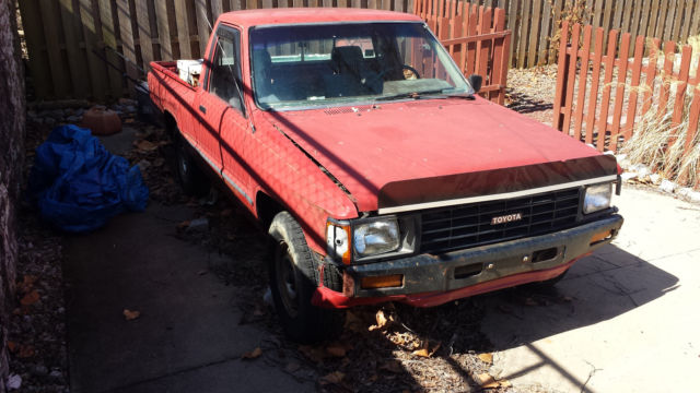 1985 Toyota Truck 4 Speed 22R *Make Offer* 1985 Toyota Other