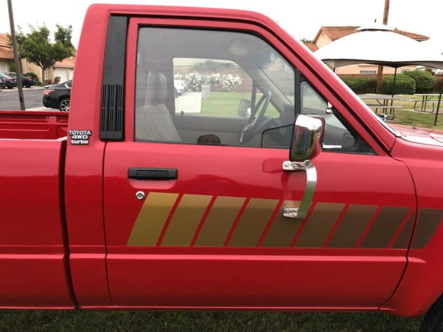 1985 Toyota Pickup SR5 - photo 6
