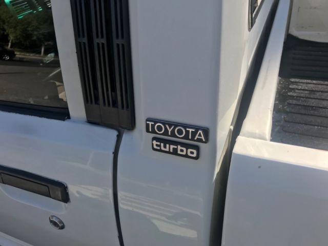 1992 Toyota Hilux - photo 4