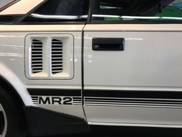 1985 Toyota MR2 - photo 9