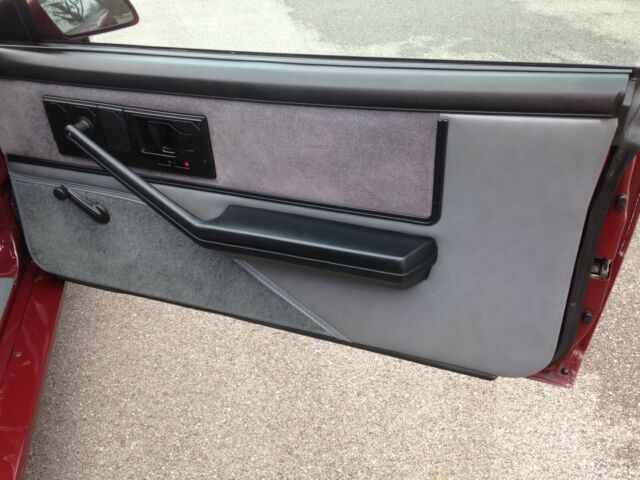 1985 Pontiac Trans Am - photo 12