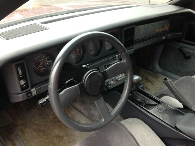 1985 Pontiac Trans Am - photo 9