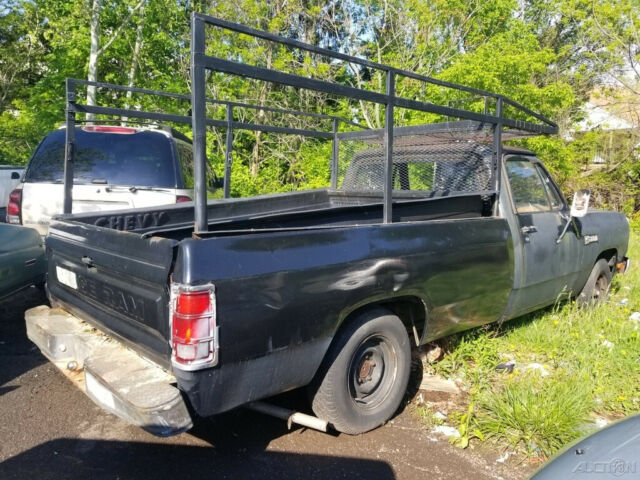 1985 Dodge Ram 1500 - photo 4