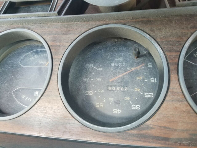 1985 Dodge Ram 1500 - photo 6