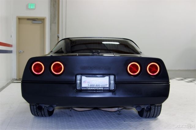 1985 Chevrolet Corvette Base Hatchback 2-Door - photo 11